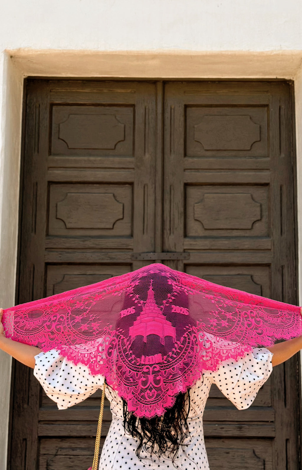 Chalina Centenario 2026 – Fucsia