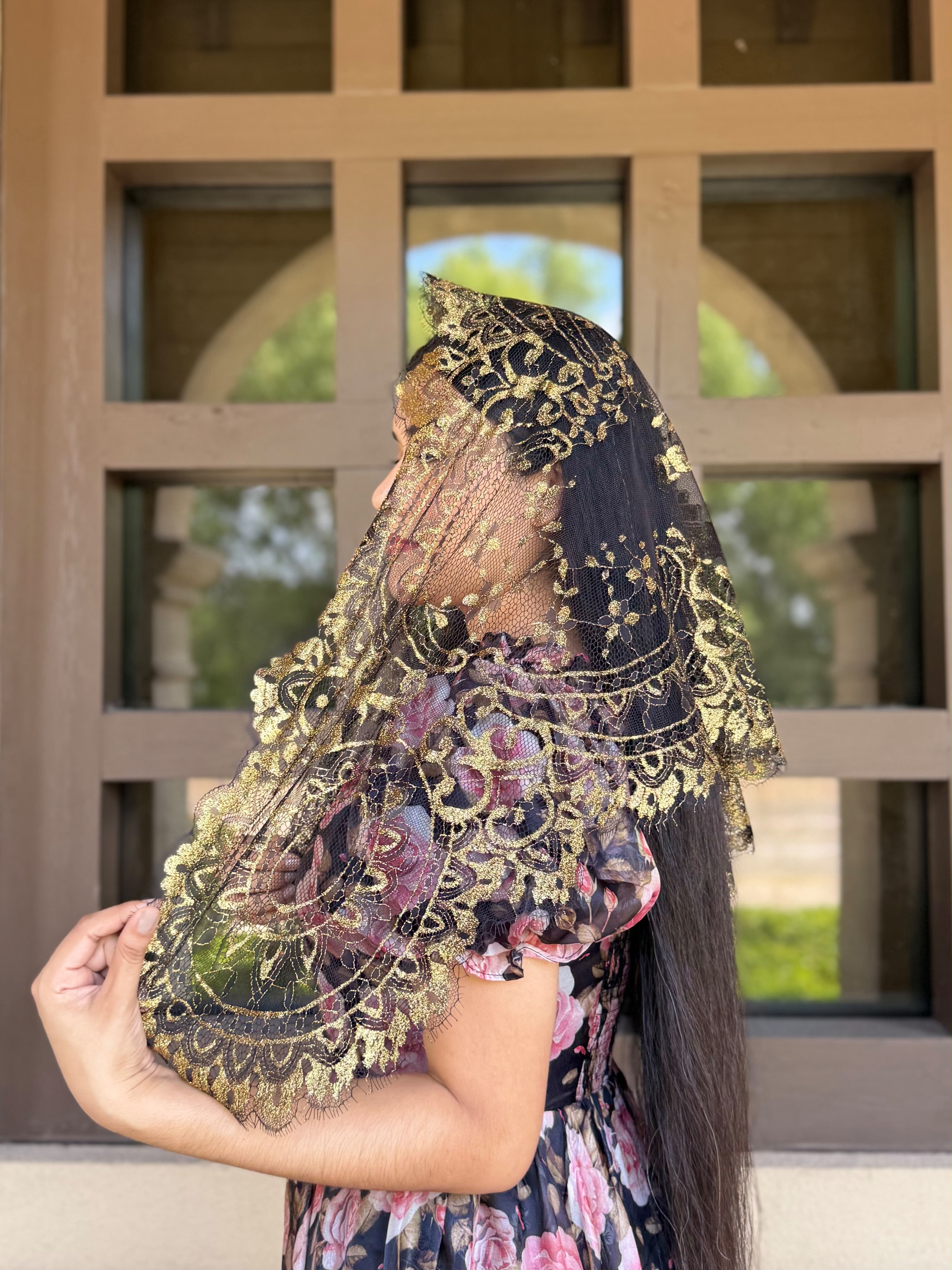 Chalina Centenario 2026 – Color Oro METALICO Negro