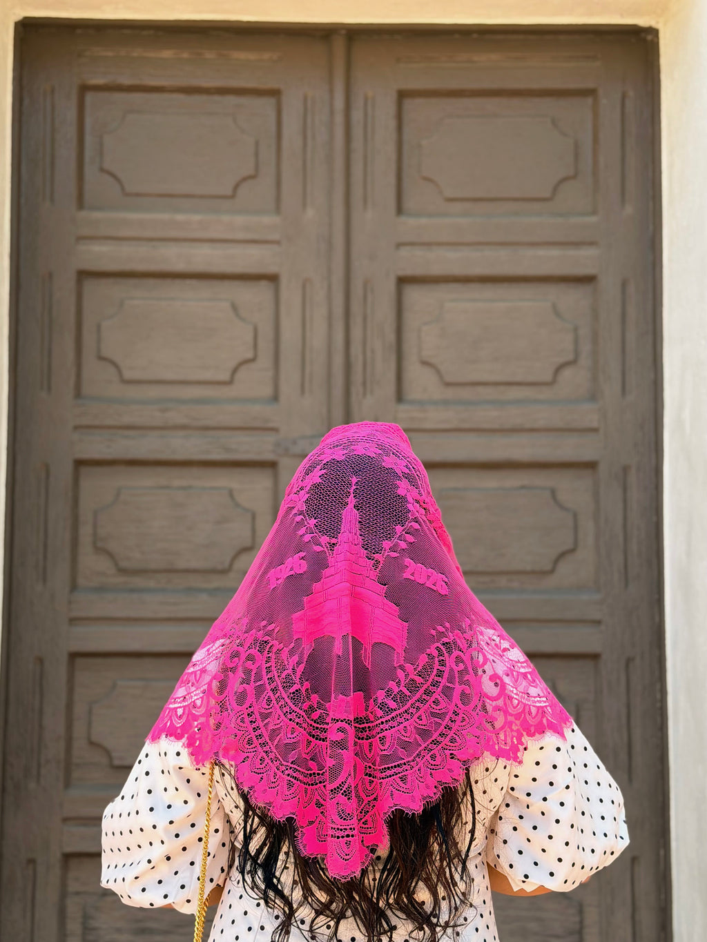 Chalina Centenario 2026 – Fucsia