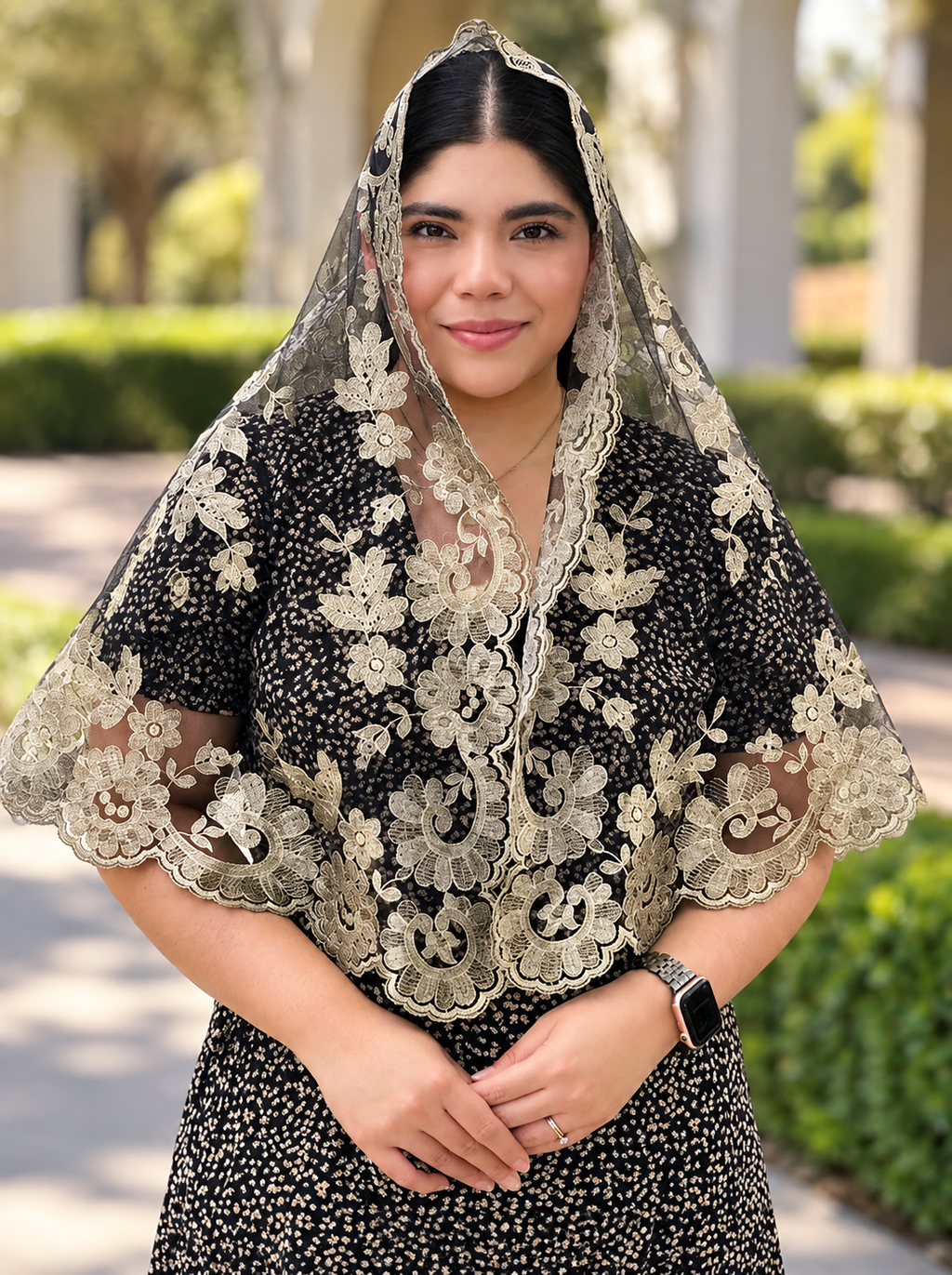 Olivia Maxi Veil Gold Metallic / Black