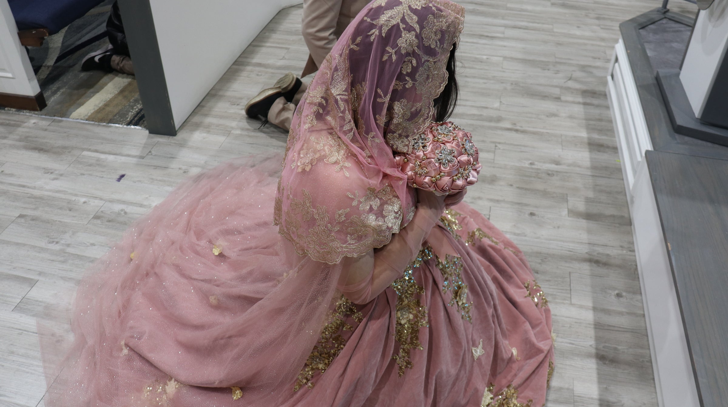 Pink Gold Metallic Olivia Maxi Veil